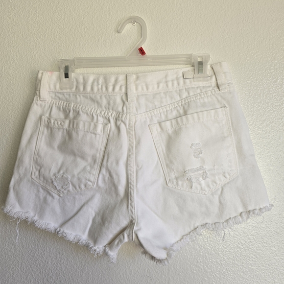 Blank NYC White Distressed Jean Shorts - Picture 5 of 9